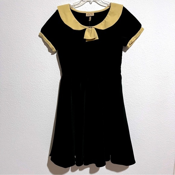 Lindy Bop Dresses & Skirts - Lindy Bop Odette Black & Cream Vintage 50's Retro Inspired Swing Dress New  14